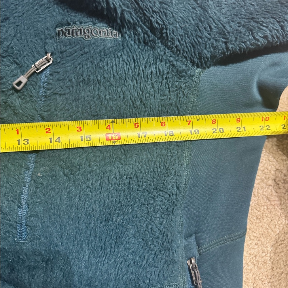 Patagonia R3 Jacket Forrest Green Medium - Picture 7 of 8